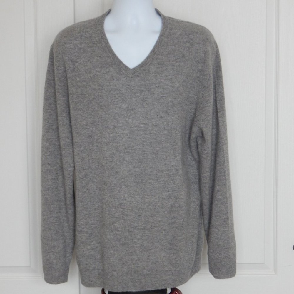 NWT Men’s Luxury 2-PLY Cashmere Promo Club Room V-NECK Grey Heather Sweater XL